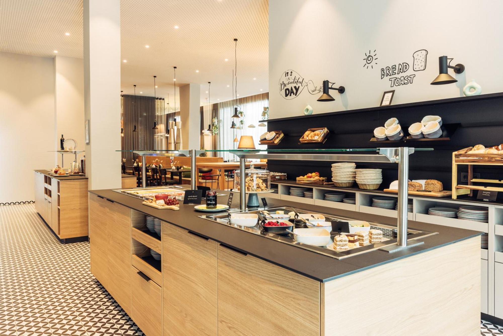 Harry'S Home Graz-Smart City Hotel & Apartments Екстер'єр фото